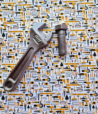 Chocolate Wrench w/bolt - large